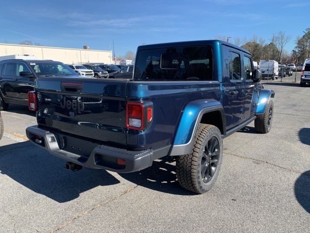 2025 Jeep Gladiator Nighthawk