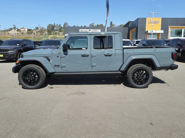 2025 Jeep Gladiator Nighthawk