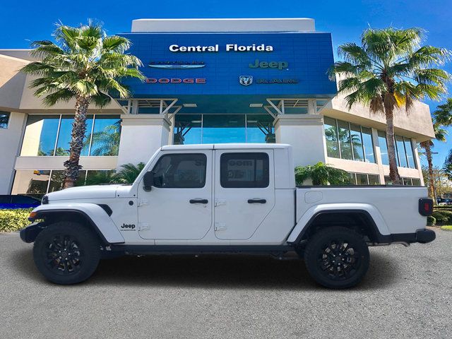 2025 Jeep Gladiator Nighthawk