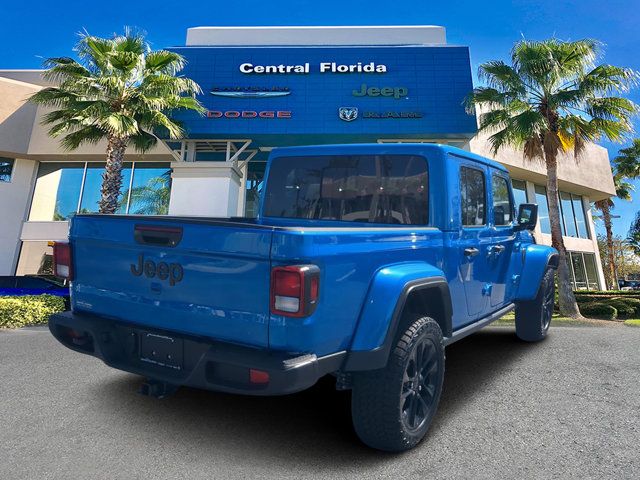 2025 Jeep Gladiator Nighthawk