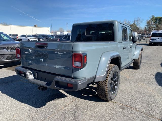 2025 Jeep Gladiator Nighthawk