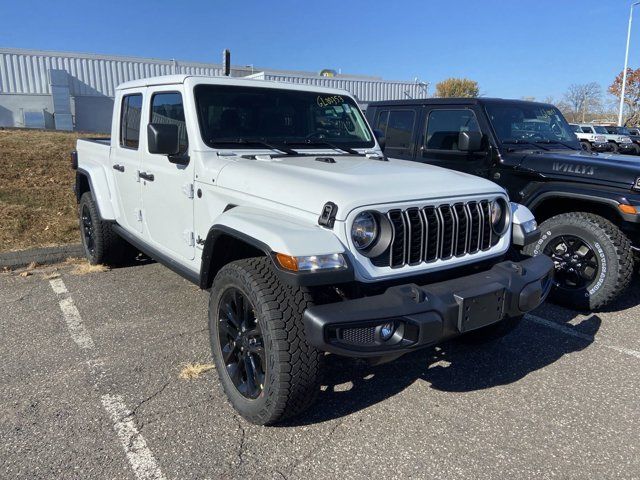 2025 Jeep Gladiator Nighthawk