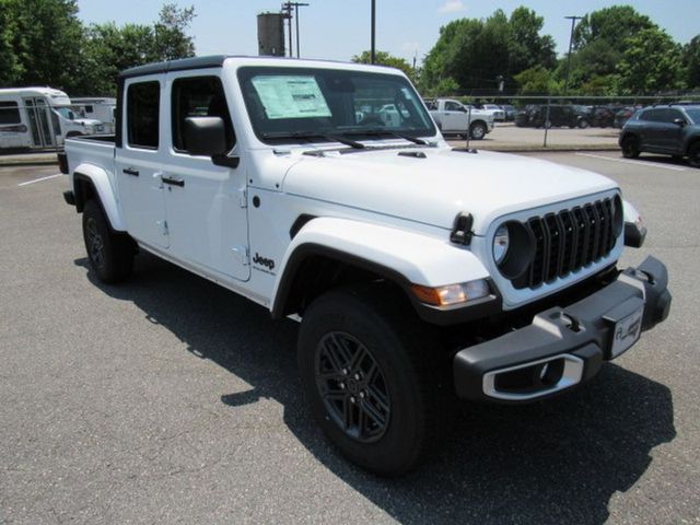 2025 Jeep Gladiator Sport S