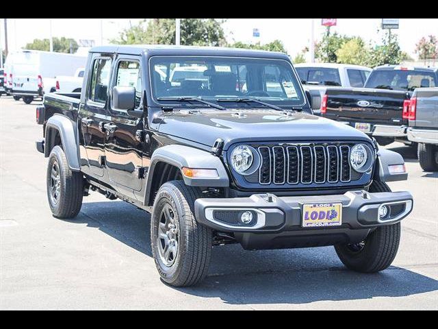 2025 Jeep Gladiator Sport