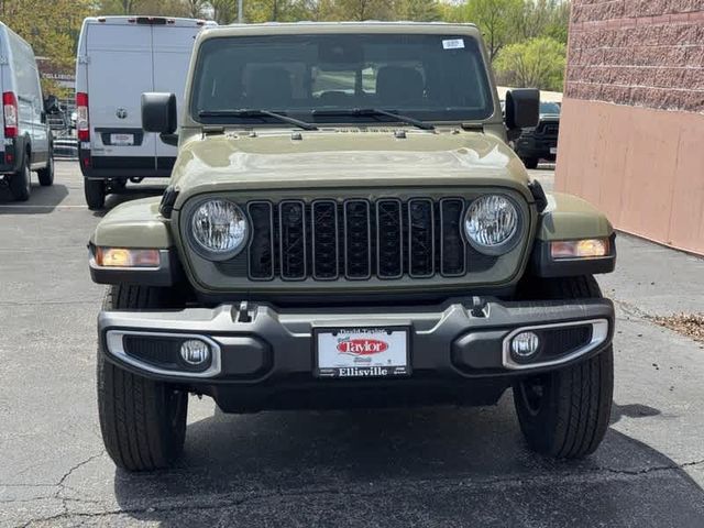 2025 Jeep Gladiator 