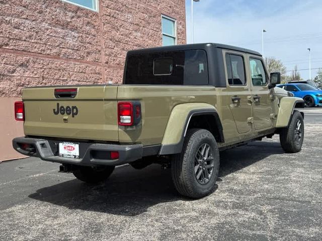 2025 Jeep Gladiator 