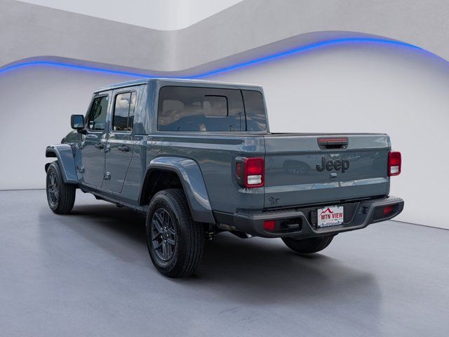 2025 Jeep Gladiator Sport