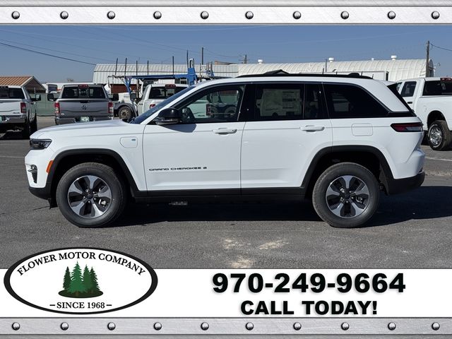 2025 Jeep Grand Cherokee 4xe Base