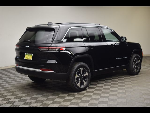 2025 Jeep Grand Cherokee 4xe Base