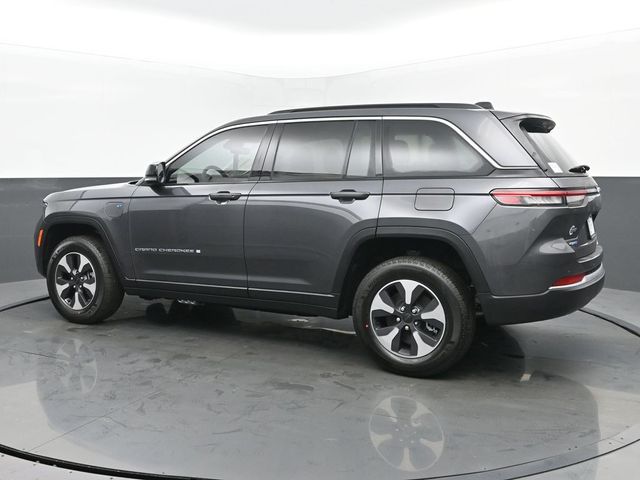 2025 Jeep Grand Cherokee 4xe Base