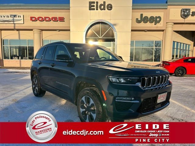 2025 Jeep Grand Cherokee 4xe Base