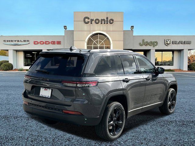 2025 Jeep Grand Cherokee Altitude