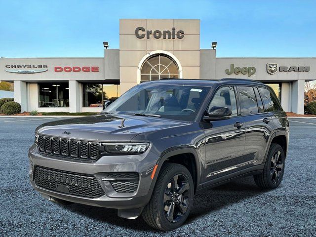 2025 Jeep Grand Cherokee Altitude