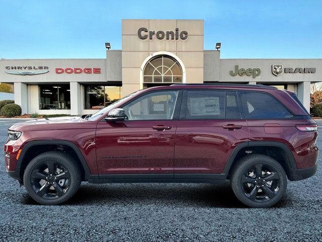 2025 Jeep Grand Cherokee Altitude