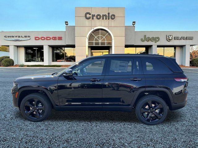 2025 Jeep Grand Cherokee Altitude