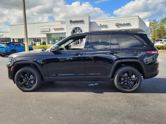 2025 Jeep Grand Cherokee Altitude