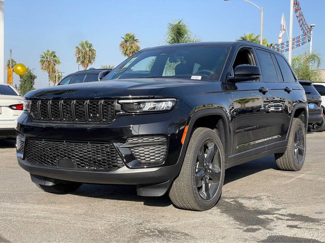 2025 Jeep Grand Cherokee Altitude