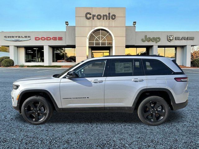 2025 Jeep Grand Cherokee Altitude