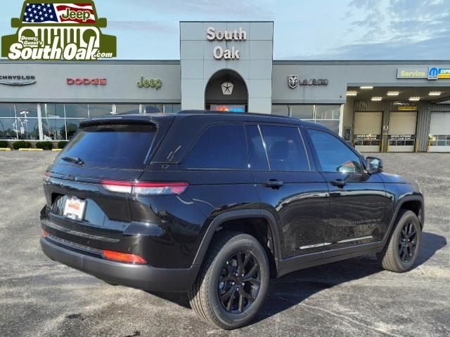 2025 Jeep Grand Cherokee Altitude