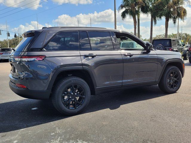 2025 Jeep Grand Cherokee Altitude