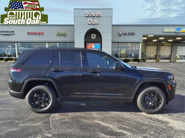 2025 Jeep Grand Cherokee Altitude