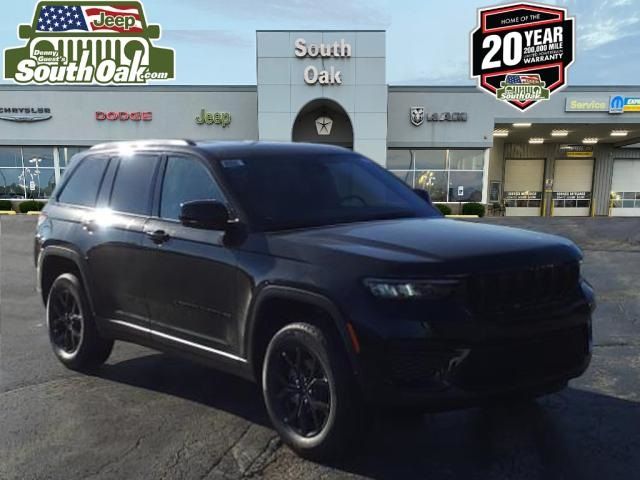 2025 Jeep Grand Cherokee Altitude