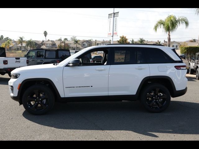 2025 Jeep Grand Cherokee Altitude