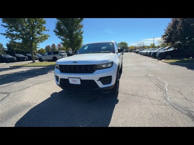 2025 Jeep Grand Cherokee Altitude