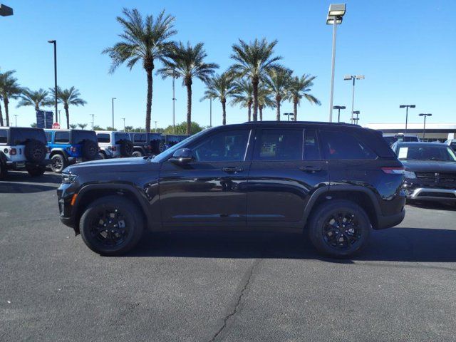 2025 Jeep Grand Cherokee Altitude