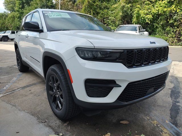 2025 Jeep Grand Cherokee Altitude