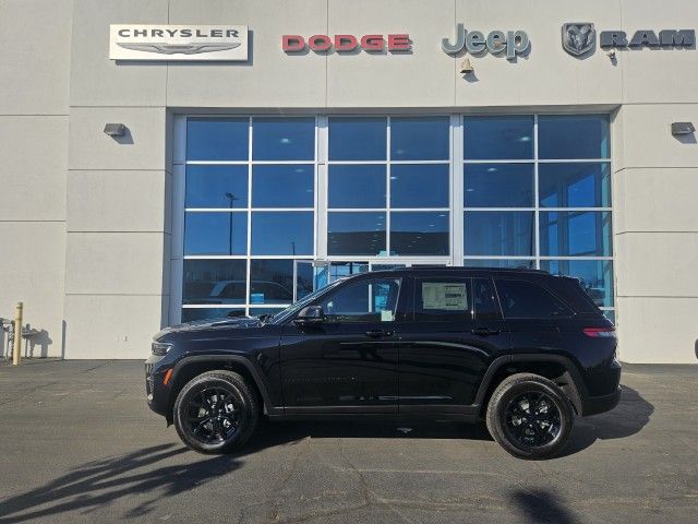 2025 Jeep Grand Cherokee Altitude