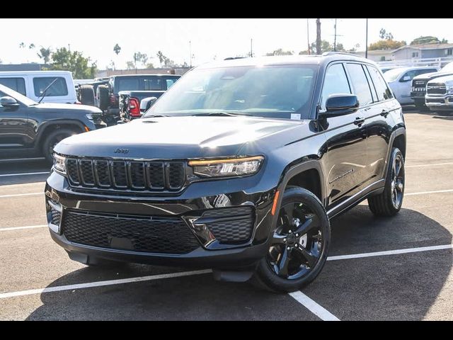 2025 Jeep Grand Cherokee Altitude X