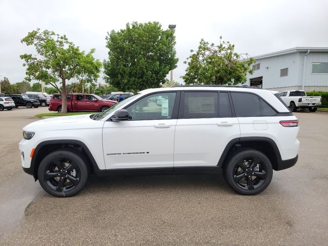 2025 Jeep Grand Cherokee Altitude X