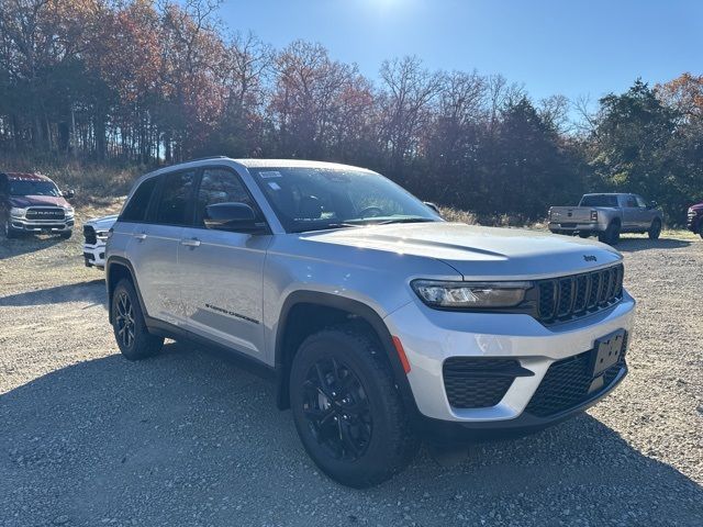 2025 Jeep Grand Cherokee Altitude X