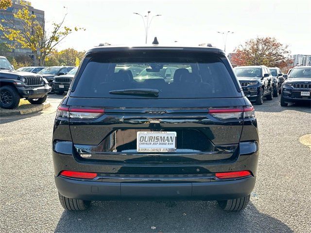 2025 Jeep Grand Cherokee Altitude X