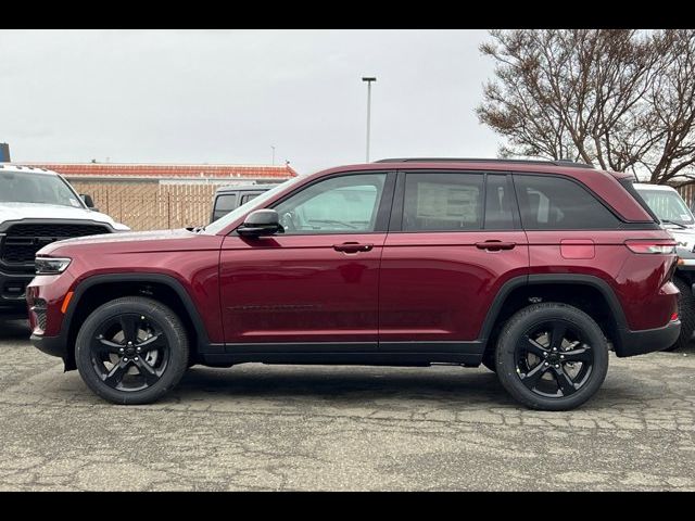 2025 Jeep Grand Cherokee Altitude X