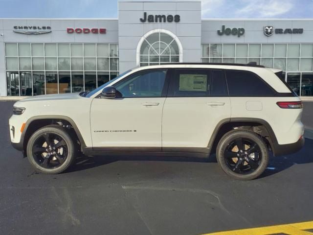 2025 Jeep Grand Cherokee Altitude X