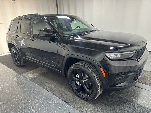 2025 Jeep Grand Cherokee Altitude X
