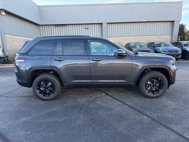 2025 Jeep Grand Cherokee Altitude X