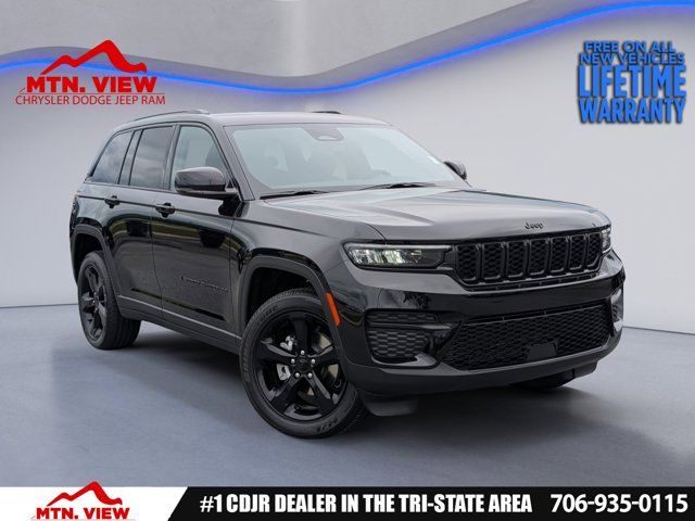 2025 Jeep Grand Cherokee Laredo