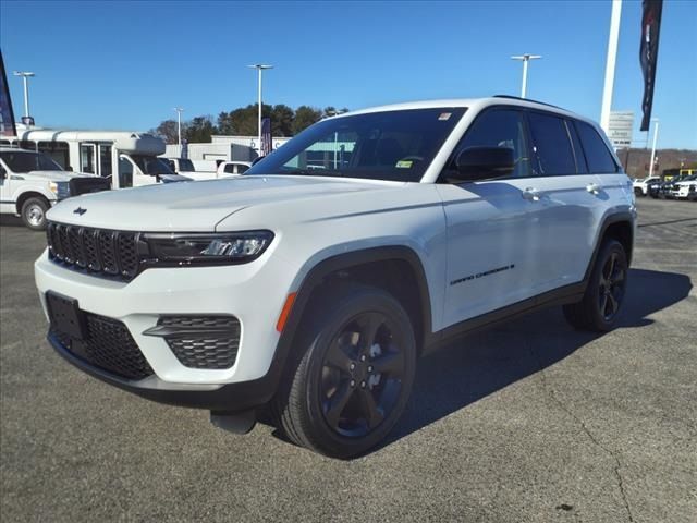 2025 Jeep Grand Cherokee Altitude X