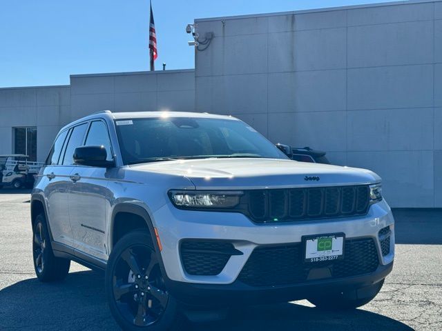 2025 Jeep Grand Cherokee Altitude X