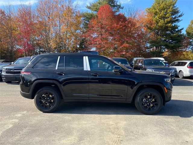 2025 Jeep Grand Cherokee Altitude X