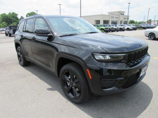 2025 Jeep Grand Cherokee Altitude X