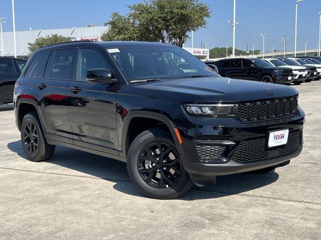 2025 Jeep Grand Cherokee Altitude