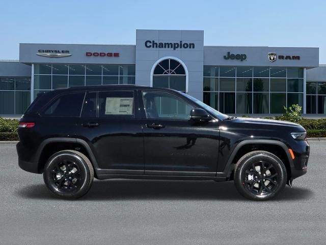 2025 Jeep Grand Cherokee Altitude