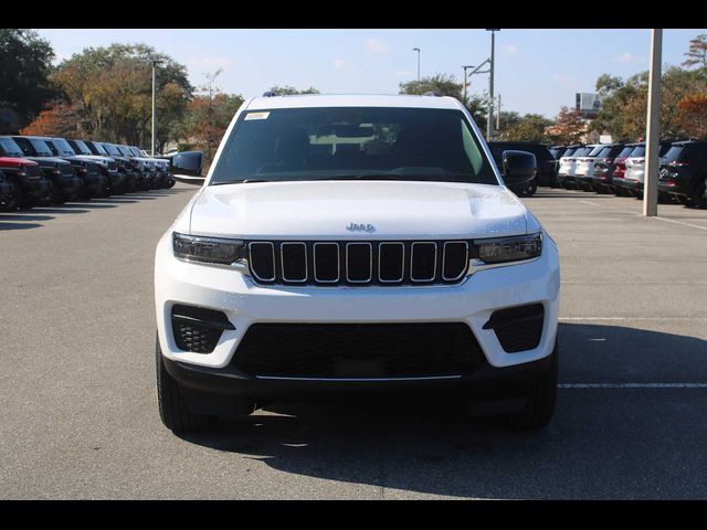 2025 Jeep Grand Cherokee Laredo X