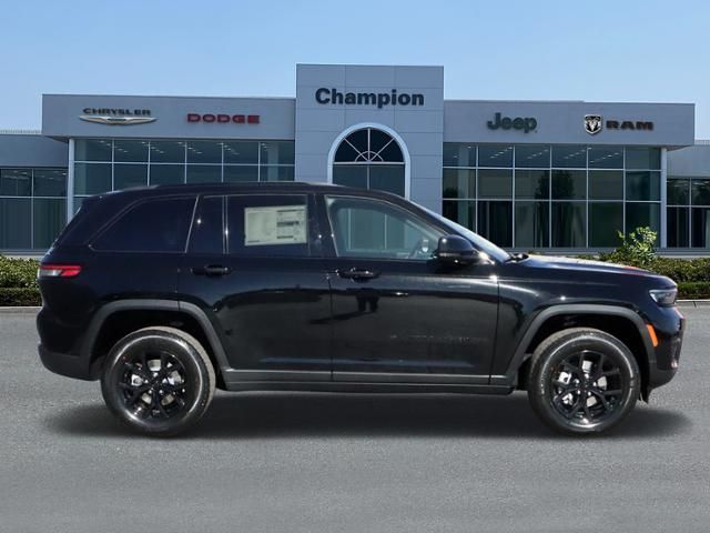 2025 Jeep Grand Cherokee Altitude