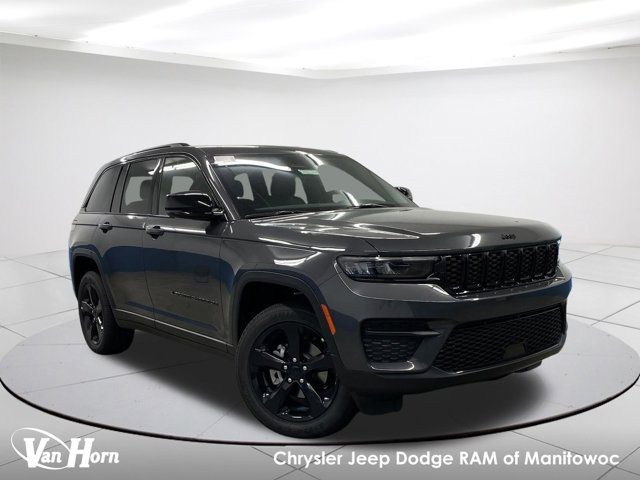 2025 Jeep Grand Cherokee Altitude