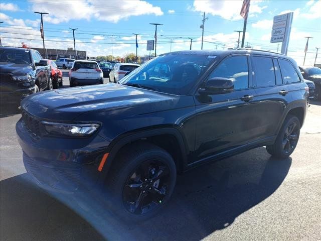 2025 Jeep Grand Cherokee 